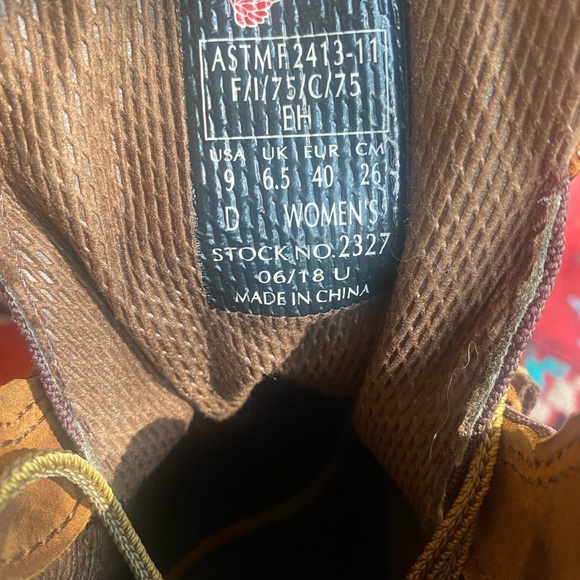 Women’s Red Wing Steel toe Boot - Picture 4 of 6